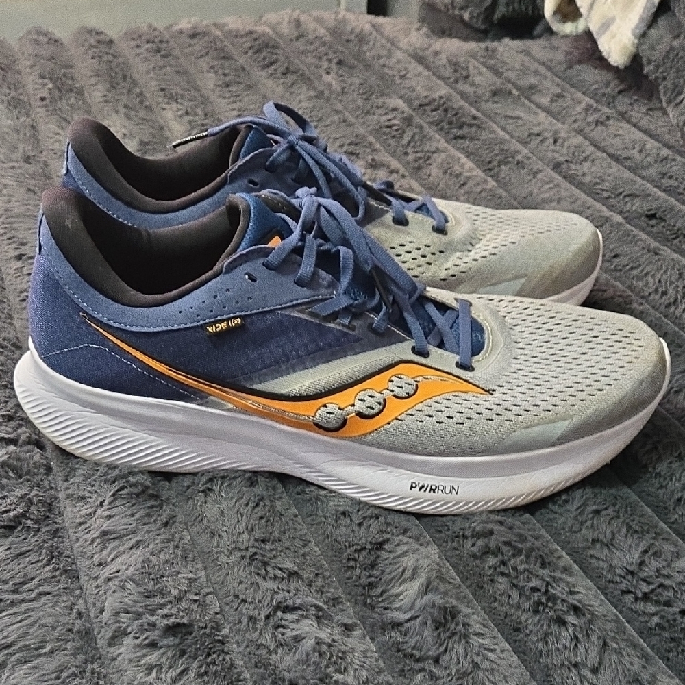 Saucony Gray and Blue Ride 16 Power Run
